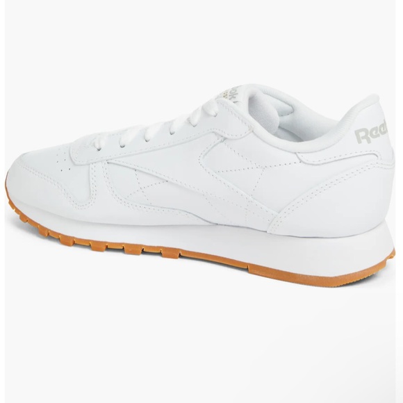 NWT Reebok Club C Vintage Tennis shoes (W 9.5) - Picture 4 of 7